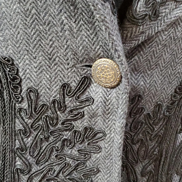 Soft surroundings wool blend applique black grey blazer - Picture 3 of 7